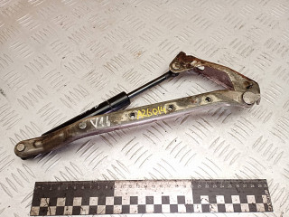 петля капота правая Mercedes-Benz M-Класс W163 [рестайлинг] W163 2004, 2.7 л., дизель, АКПП, внедорожник 5 дв., полный привод, 0488VQ0850N