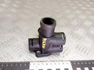 фланец (тройник) системы охлаждения Volkswagen Golf 2 поколение 1992, 1.8 л., бензин, 037121133B, 037121132B, P290015, TVZ1439NF, 12405, 8624