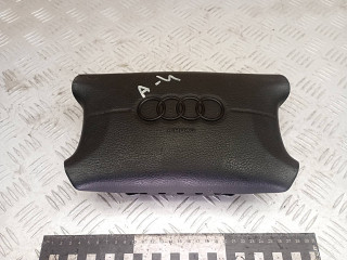 подушка безопасности водителя Audi A4 B5 1999, 1.8 л., бензин, 95465J, T21995465J
