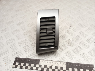 дефлектор обдува салона Peugeot 4007 1 поколение 2011, 2.2 л., 4HN (DW12MTED4), дизель, МКПП, внедорожник 5 дв., правый руль, 8030A025ZZ, GN71114010