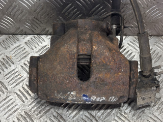 суппорт передний правый Volkswagen Passat B5 2001