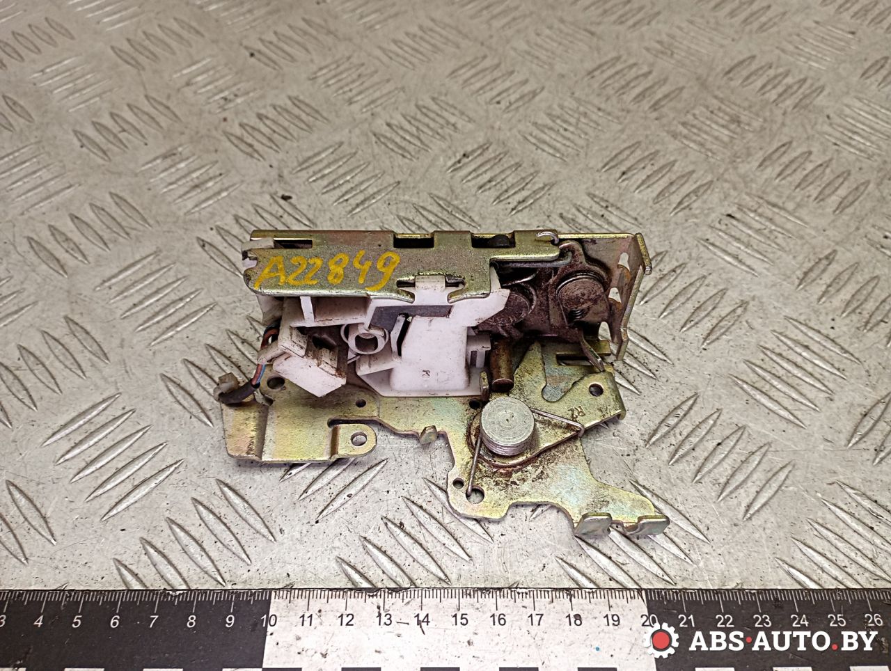 замок двери передней правой Mercedes-Benz Vito W638 1999, 6387200335 - фото №1