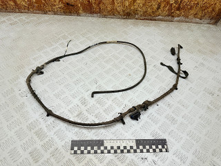 форсунка омывателя лобового стекла Ford Focus 1 поколение [рестайлинг] 2003, 1.6 л., бензин, МКПП, седан, 98AG14297AF