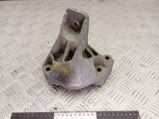 кронштейн двигателя Opel Vectra B 1998, 1.6 л., бензин, 90497255