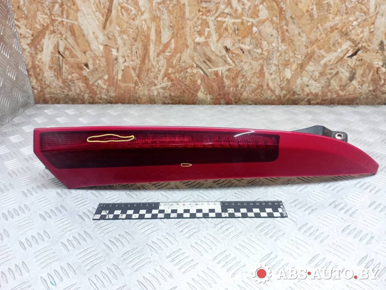 габаритный фонарь задний правый Volvo XC90 1 поколение 2005, 2.4 л., D 5244 T, дизель, МКПП, внедорожник 5 дв., полный привод, правый руль, 30678221, 157618 - фото №1