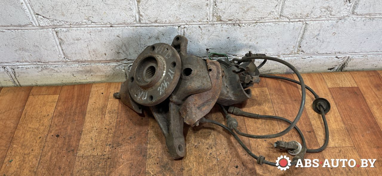 ступица передняя левая Peugeot 406 1 поколение 1999 - фото №1