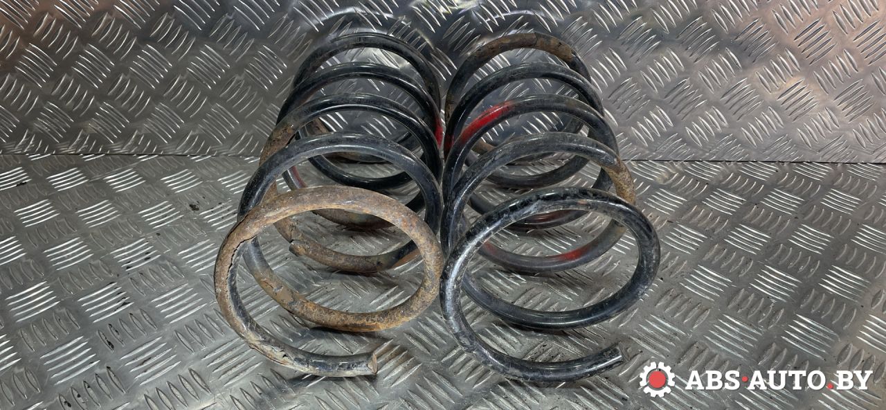 пружина задняя Volvo V70 1 поколение 1999, 2.5 л., дизель, МКПП, универсал - фото №1