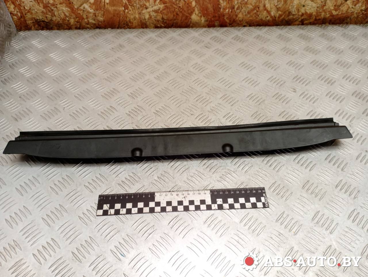 обшивка крышки багажника Peugeot 5008 1 поколение 2011, 1.6 л., дизель, МКПП, передний привод, 9682793080 - фото №1