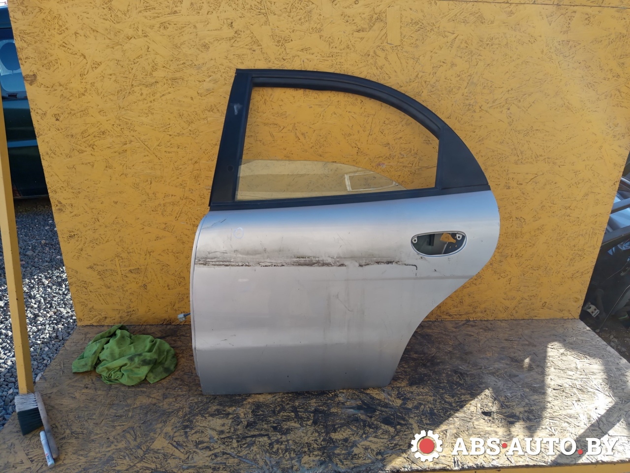 дверь задняя левая Daewoo Nubira J100 1998, седан - фото №1
