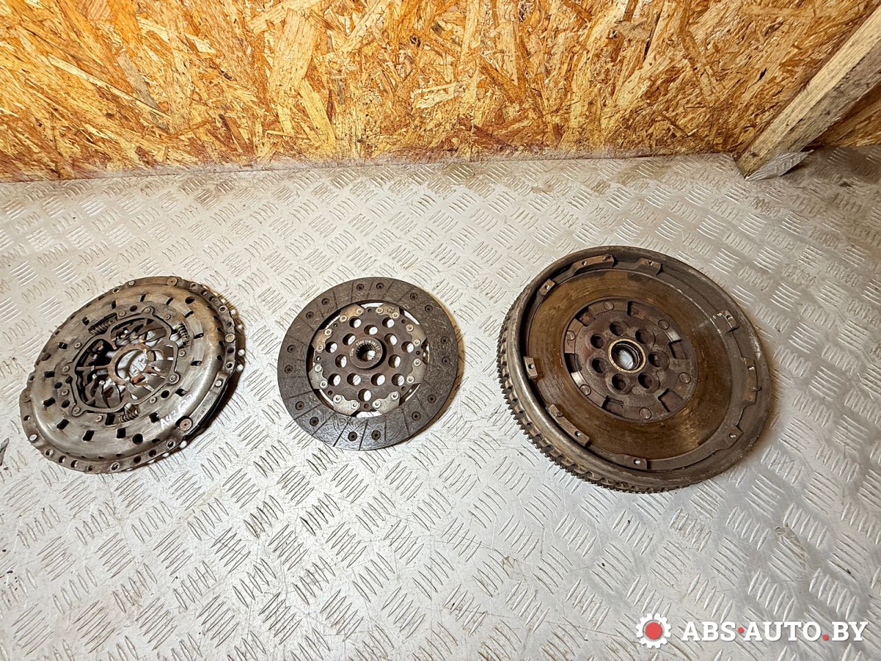комплект сцепления Renault Laguna 2 поколение 2002, 1.9 л., F9Q 750, дизель, МКПП, хетчбэк 5 дв., передний привод, B3201, E6102, 8200142675, 37900, 8200116791, 8200142674 - фото №1