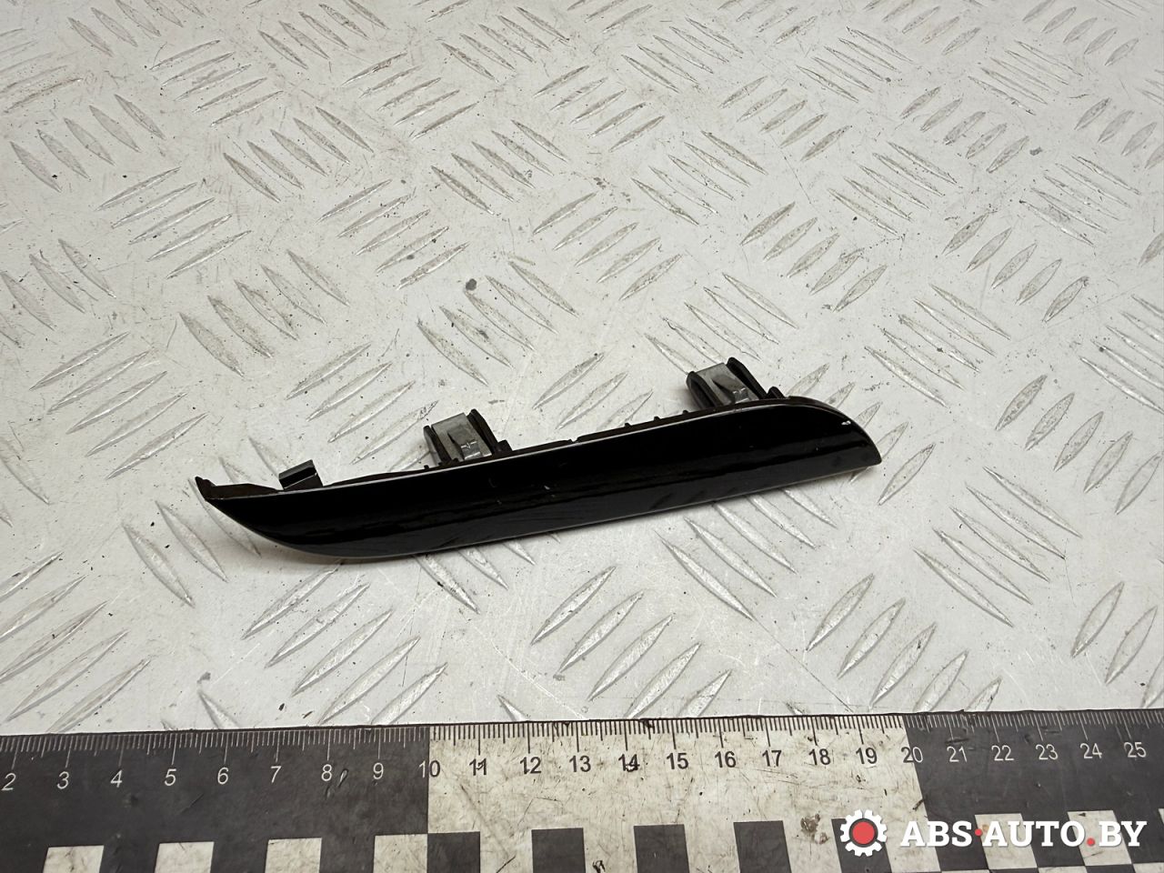 накладка на торпедо (консоль) Renault Scenic 3 поколение 2010, 1.9 л., F9Q 872, дизель, МКПП, минивэн, 684210029R - фото №1