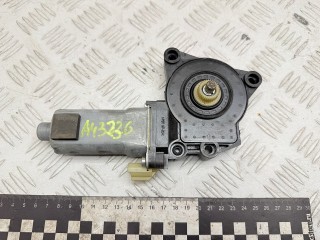 моторчик стеклоподъемника задний правый Kia Sorento 2 поколение 2011, 2.2 л., дизель, АКПП, 834602P000