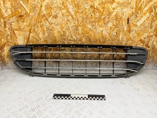 заглушка (решетка) в бампер Peugeot 407 1 поколение 2004, RHR 10DYVD, МКПП, передний привод, 9644644277