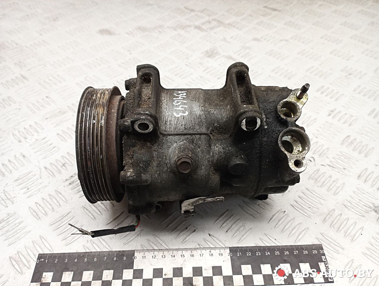 компрессор кондиционера Citroen C4 Picasso 1 поколение 2011, 1.6 л., 9HZ (DV6TED4), дизель, правый руль, 9684432480, 6453QL, 6453QS, 6453WN, 6453WP, 6453YE, 6453ZC, 6453ZV, 648734, 648735, 9651911480, 96598758, 9800839580, 9800840180, 1608473380, 6453QN, 6453TP, 6453YF, 6453ZA, 9659875880, 9671216780, 9671333180, 9684458880, 9825868180, SD7C161309, SD7C161309F, SD7C161341, SD7C161341F - фото №1