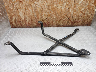 крепление бака топливного Peugeot 5008 1 поколение 2011, 1.6 л., дизель, МКПП, передний привод, 1536L8