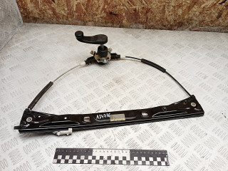 стеклоподъемник передний правый Peugeot Bipper 1 поколение 2010, 1.4 л., 8HS (DV4TED), дизель, АКПП, правый руль