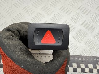кнопка аварийной сигнализации Volkswagen Bora 1 поколение 2000, 1.9 л., дизель, МКПП, седан, 1J0953235D, 1J0953235E, 1J0959621E, 6N0959621B, 1J0953235A, 1J0953235B, 1J0959621B, 1J0953235G