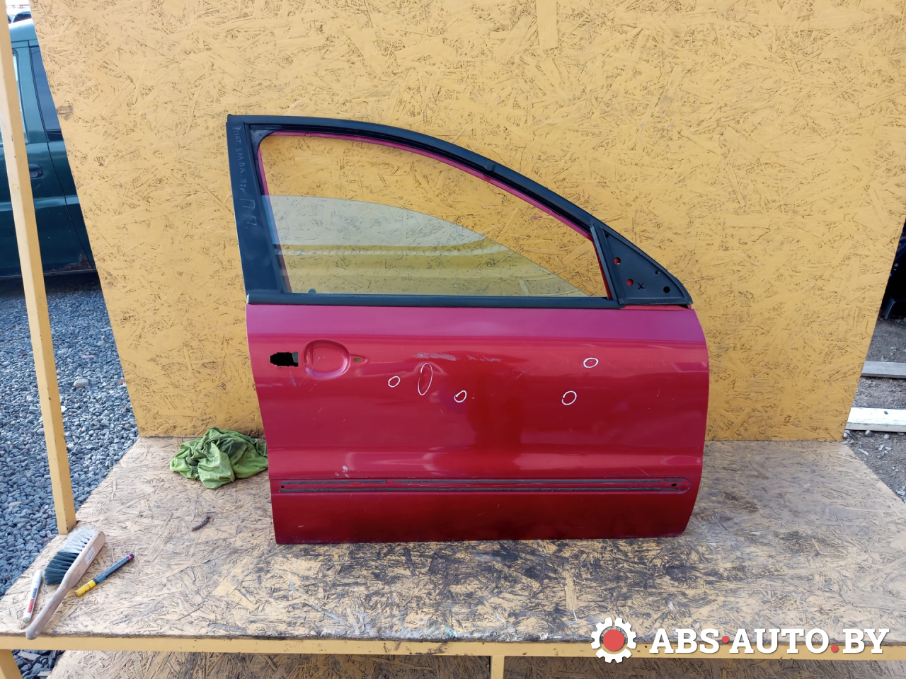 дверь передняя правая Fiat Brava 1 поколение 1997, хетчбэк 5 дв. - фото №1
