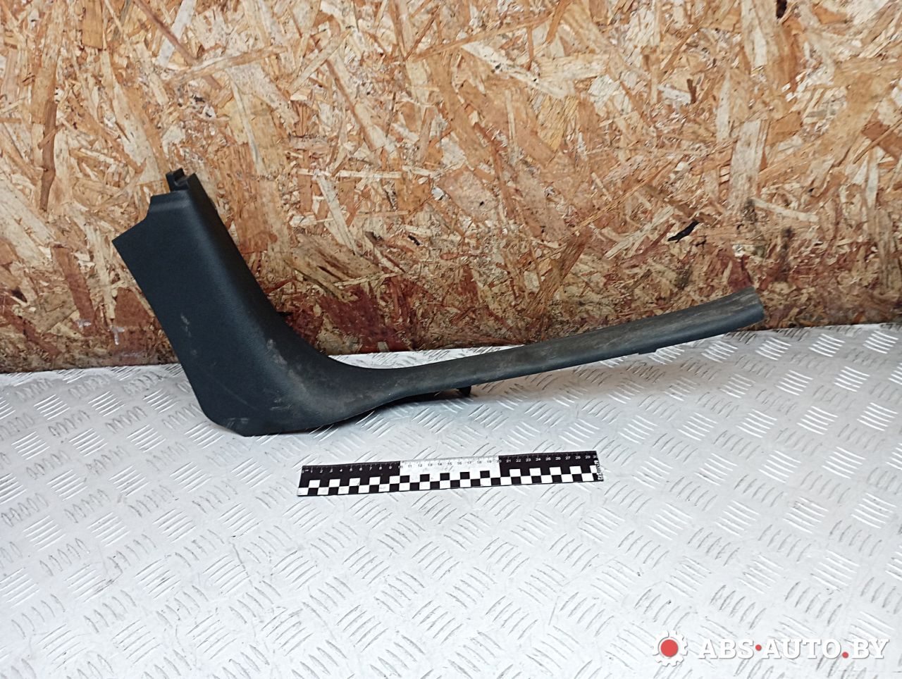 накладка на порог внутренняя Peugeot 3008 1 поколение 2011, 1.6 л., дизель, робот, передний привод, правый руль, 9685602177 - фото №1