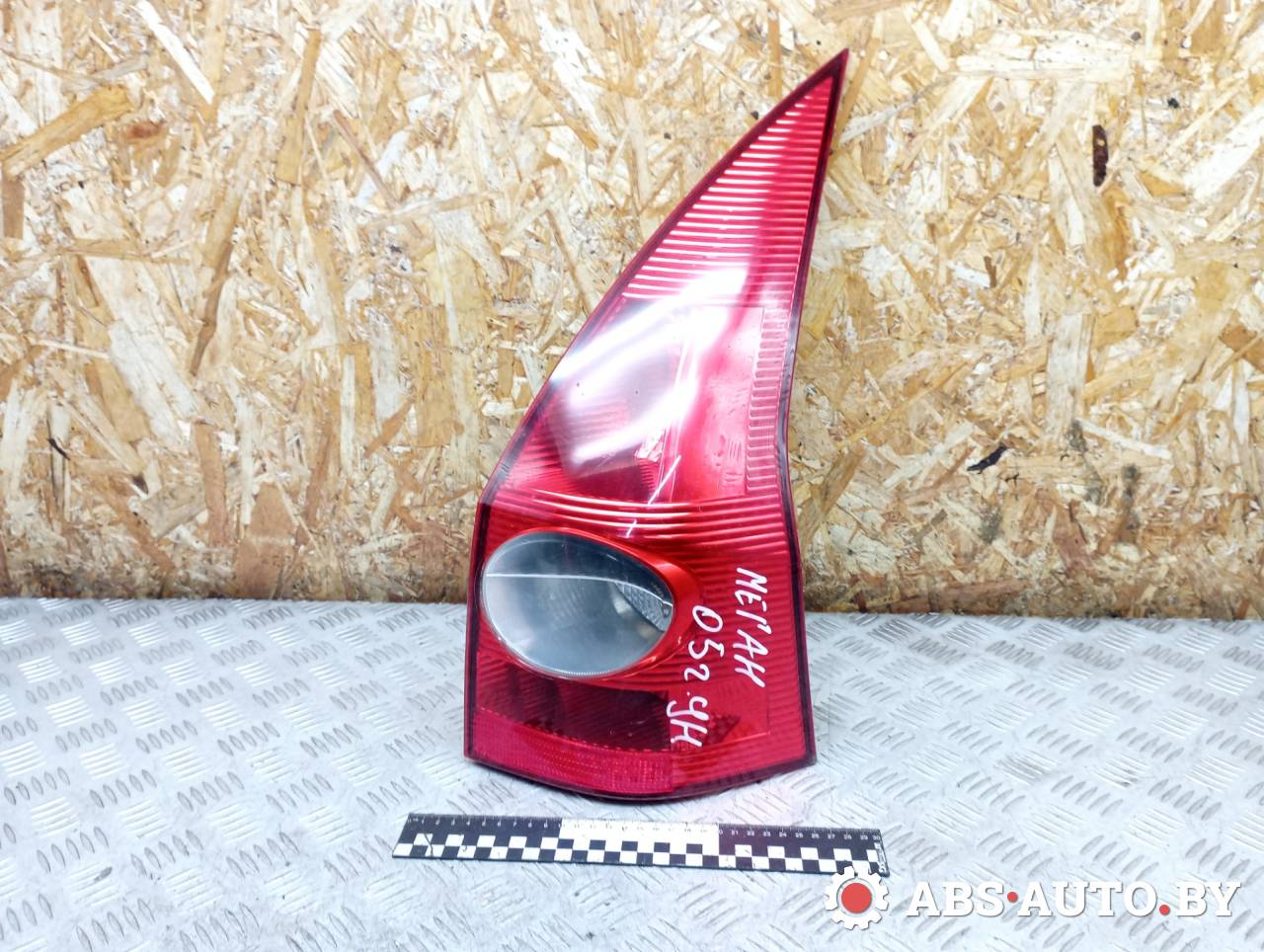 фонарь задний правый Renault Megane 2 поколение 2005, 1.9 л., дизель, МКПП, универсал, 8200142683, 96489202, 964906 - фото №1