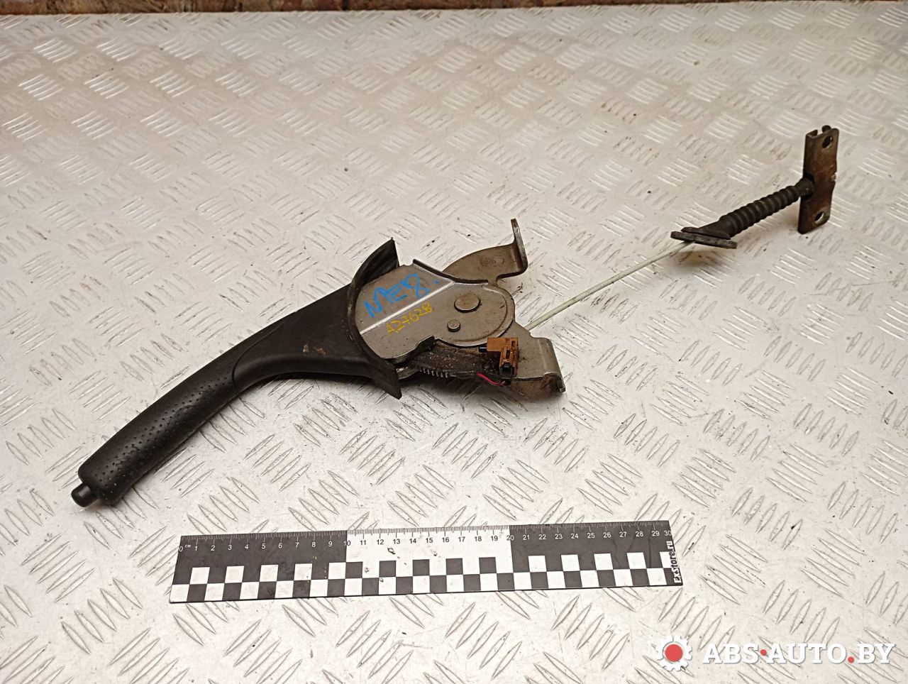 рычаг ручного тормоза (ручника) Toyota RAV4 2 поколение (XA20) 2003, 2.0 л., 1CD-FTV, дизель, МКПП, внедорожник 5 дв., 4620142070C0 - фото №1