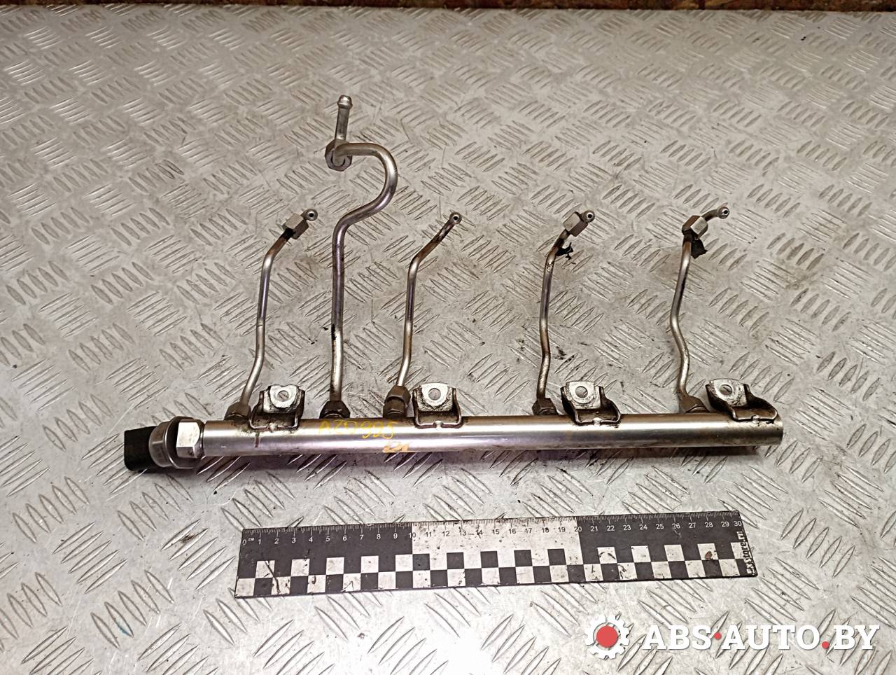 топливная рампа BMW 7 серия F01/F02 F01 2009, 4.4 л., бензин, АКПП, 7537319, 55PP1101, 13537547599 - фото №1