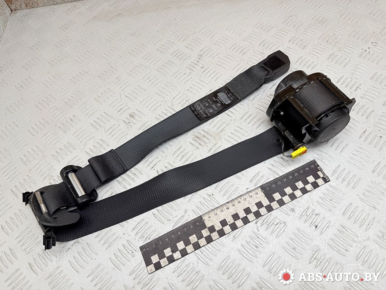 ремень безопасности Jeep Cherokee 5 поколение 2016, 2.0 л., EBT, дизель, АКПП, внедорожник 5 дв., 625193200B, P1UU50DX9AB, 619429400B - фото №1