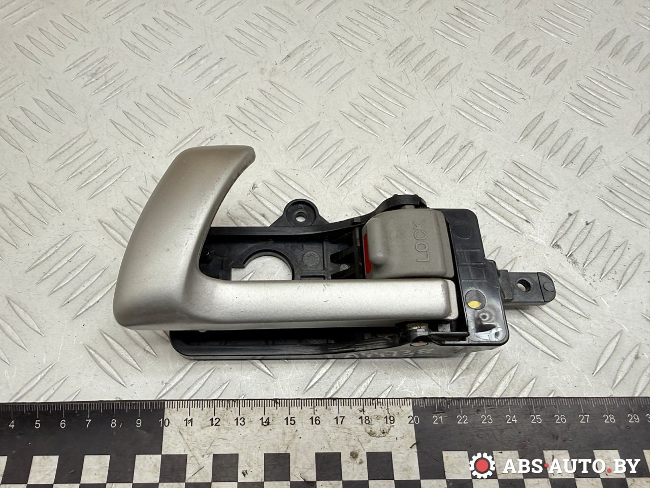 ручка внутренняя передняя левая Hyundai Santa Fe 2 поколение (CM) 2006, 2.2 л., D4EB, дизель, МКПП, внедорожник 5 дв., 82613CM000 - фото №1