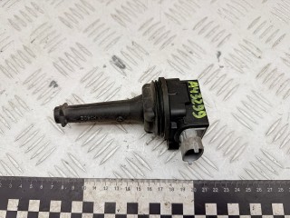 катушка зажигания Volvo V50 1 поколение [рестайлинг] 2008, 2.4 л., B 5244 S4, бензин, МКПП, универсал, 30713417, 0040102055, ZSE055, 0221604010, 880293, 1371601, 6M5G12029AA, CCZ2130MA, GCK0096TN, DMB941, CE130, CZ2130A, CZ2130C, 8677837, 201N10102Z