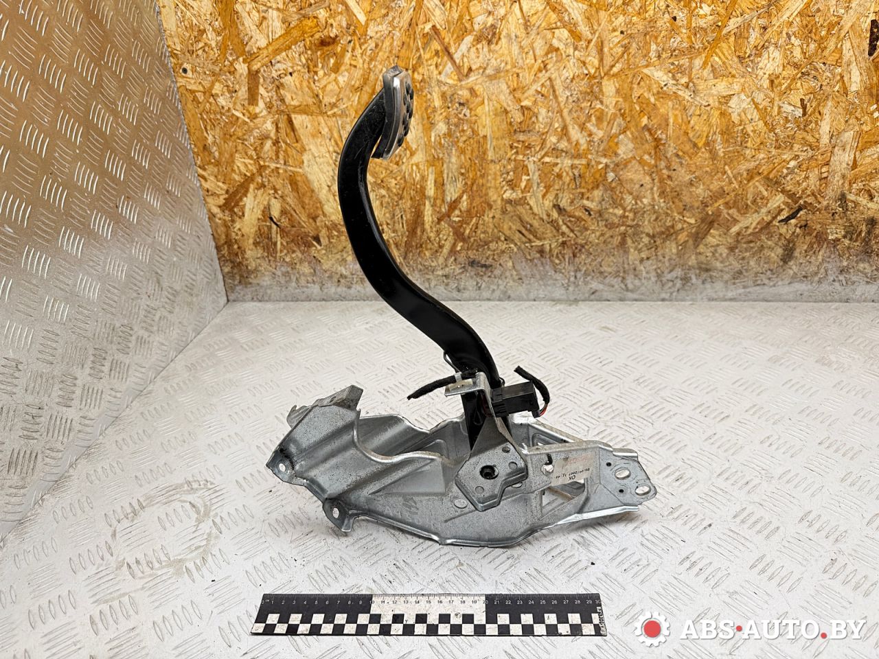 педаль тормоза Opel Astra H 2007, 1.6 л., Z 16 XER, бензин, МКПП, купе - фото №1