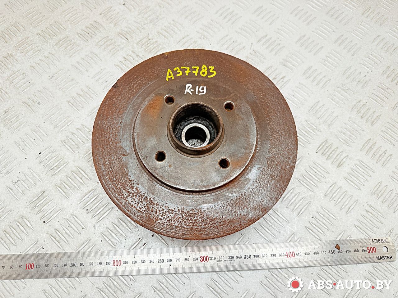 ступица задняя Renault 19 2 поколение 1994 - фото №1