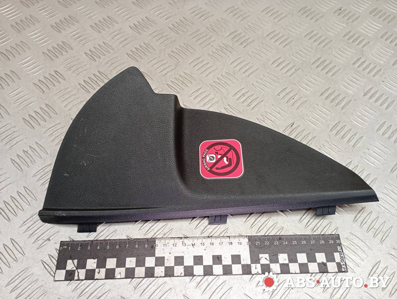 накладка на торпедо (консоль) Peugeot 3008 1 поколение 2011, 1.6 л., дизель, робот, передний привод, правый руль, 9685049977 - фото №1