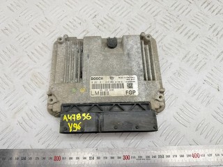 блок управления двигателем Opel Signum C 2004, 1.9 л., Z19DTH, дизель, МКПП, универсал, 0281011449, 55189630