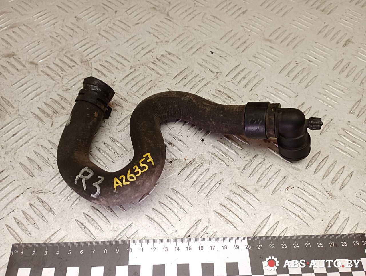 патрубок радиатора Peugeot 307 1 поколение 2004, 2.0 л., МКПП, хетчбэк 5 дв. - фото №1