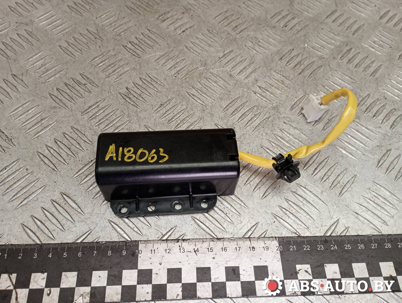 блок AirBag Peugeot 4007 1 поколение 2009, 2.2 л., дизель, МКПП, полный подключаемый привод, правый руль, 8610A054 - фото №1