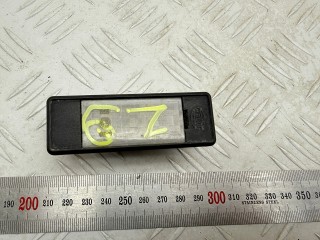 подсветка номера Citroen C5 1 поколение [рестайлинг] 2005, 2.2 л., 4HX (DW12TED4/FAP), дизель, АКПП, хетчбэк 5 дв., 9635678580, 2K00822400, 9688349480, 2KA008224, 6340A5, 6340G9, 0009565678580, 0009688349480, 6398200156, 6398200256, 9069062100, A6398200156, A6398200256, A9069062100, 26510AU300, 26511AU310, 2E0943021A, 2E0943021B, 03811900