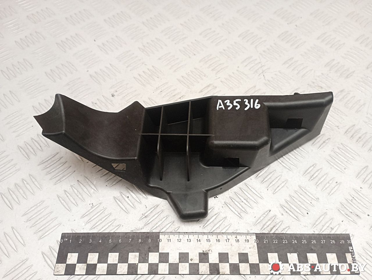 подножка Peugeot 5008 1 поколение 2013, 1.6 л., дизель, робот, правый руль, 9672852377 - фото №1