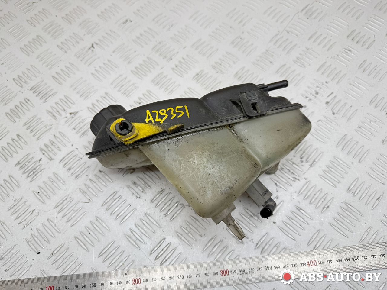 бачок расширительный Mercedes-Benz A W168 1 поколение (1997-2001) 2000, 1.7 л., OM 668.940, дизель, АКПП, хетчбэк 5 дв., передний привод, 1685000249, A1685000249 - фото №1