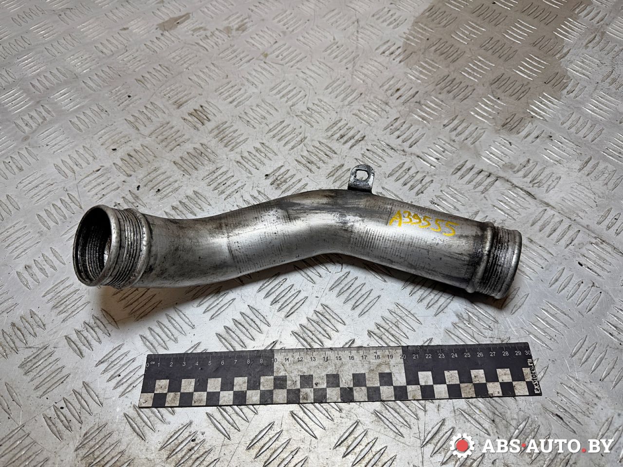 патрубок интеркулера Volvo S60 1 поколение 2003, 2.4 л., дизель, МКПП, седан, 30680448 - фото №1