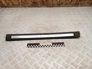 накладка на порог внутренняя Mercedes-Benz A W169 2 поколение (2004-2008) 2008, 2.0 л., OM 640.942, дизель, МКПП, хетчбэк 5 дв., правый руль, A1696801174
