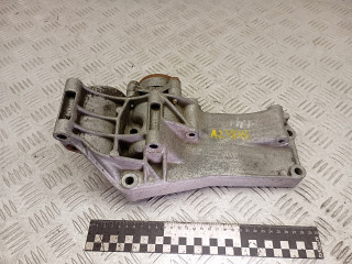 кронштейн генератора Volkswagen Golf 4 поколение 2001, 1.4 л., бензин, 032145169H, 032145299C