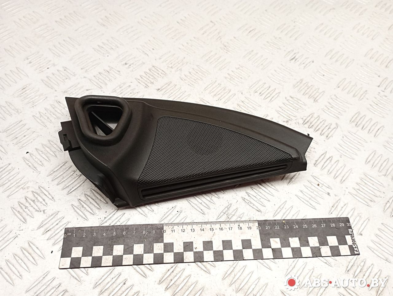 накладка на зеркало Mercedes-Benz M-Класс W164 2008, 3.0 л., OM642 DE30LA, дизель, АКПП, хетчбэк 5 дв., A1647201670 - фото №1