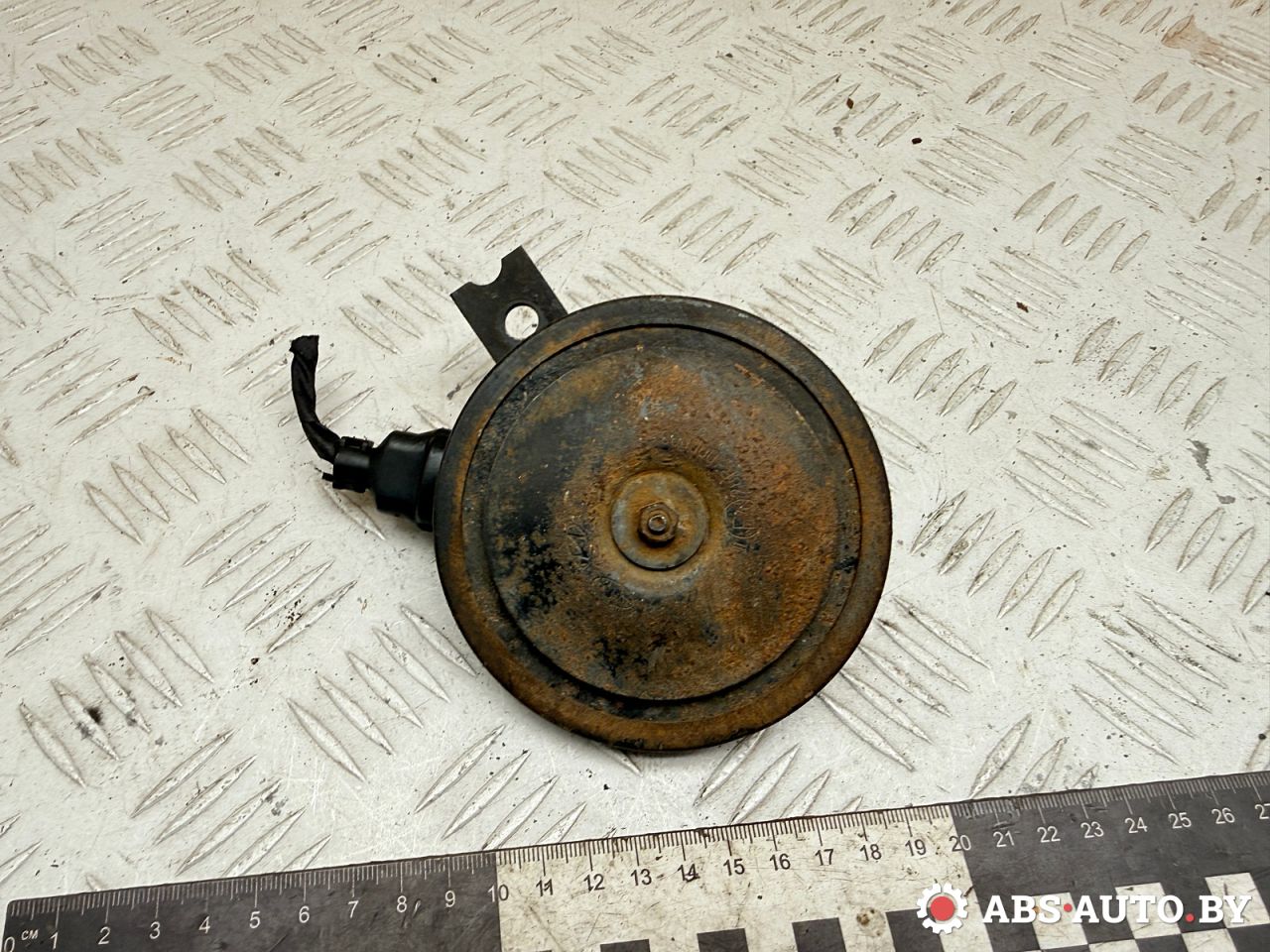 сигнал (клаксон) Hyundai Sonata NF 2006, 2.4 л., G4KC, бензин, МКПП, седан, E428R000033 - фото №1