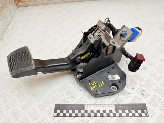 узел педальный (блок педалей) Jeep Cherokee 5 поколение 2016, 2.0 л., EBT, дизель, АКПП, внедорожник 5 дв., 04581650AE