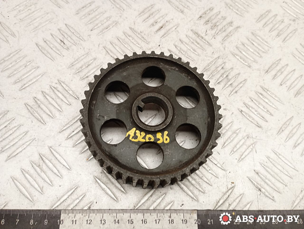 шкив Audi 80 8C/B4 1994, 2.0 л., бензин, 027109111G - фото №1