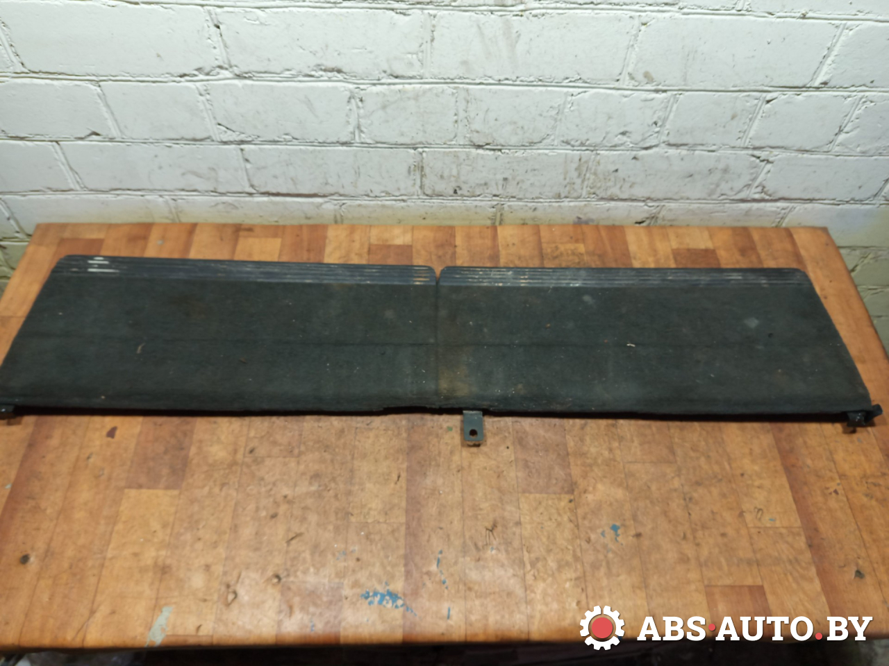 пол багажника Volvo XC90 1 поколение 2005, 2.4 л., D 5244 T, дизель, АКПП, внедорожник 5 дв., полный подключаемый привод, правый руль - фото №1