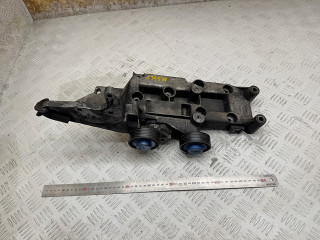 кронштейн генератора Volvo S60 1 поколение 2003, 2.4 л., дизель, МКПП, седан, 8642196