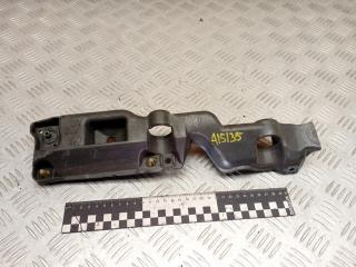 крепление ( кронштейн ) крыла Renault Grand Scenic 3 поколение 2011, 1.5 л., дизель, МКПП, правый руль, 631220010R