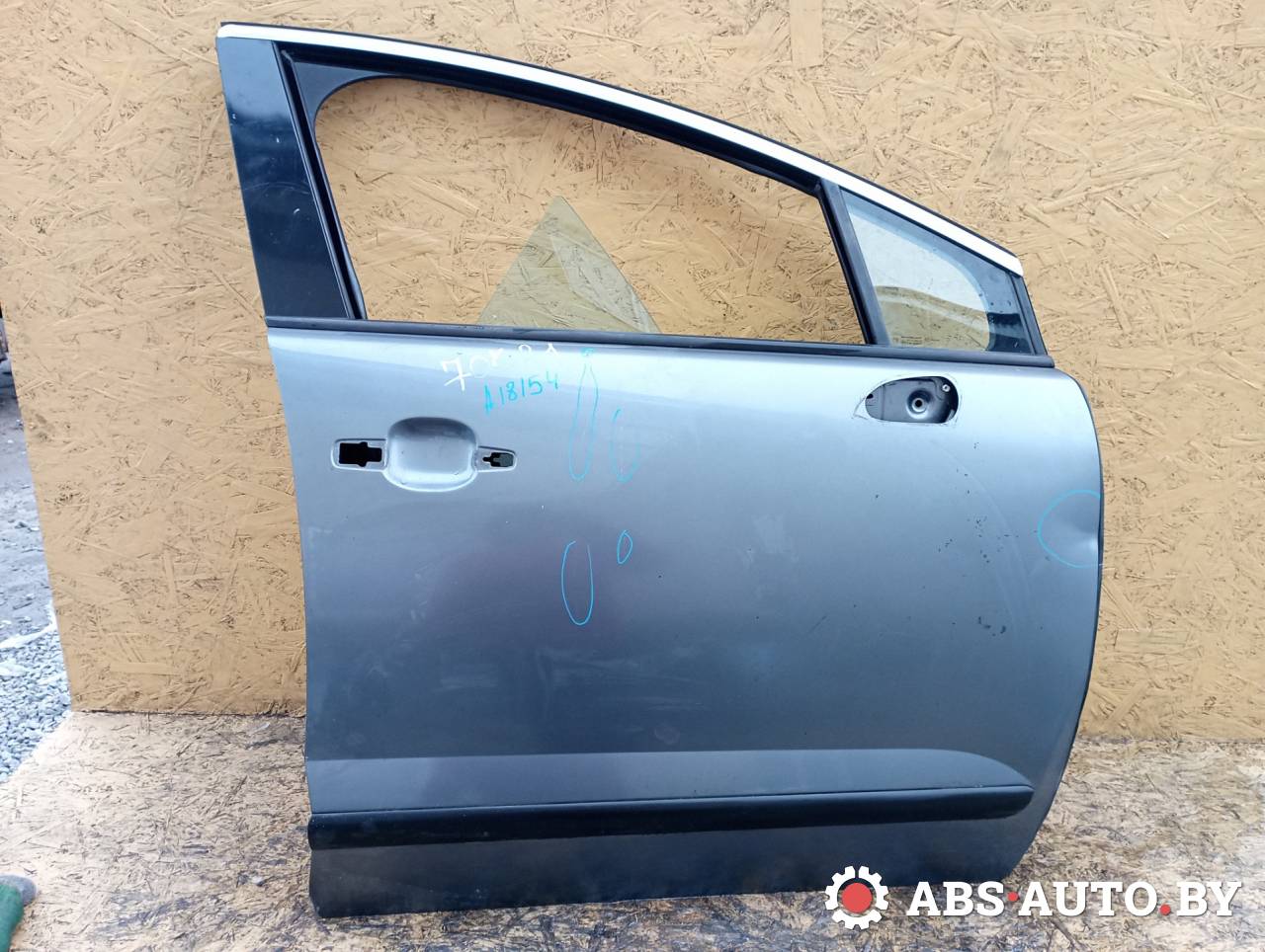 дверь передняя правая Peugeot 3008 1 поколение 2011, 1.6 л., дизель, робот, передний привод, правый руль - фото №1