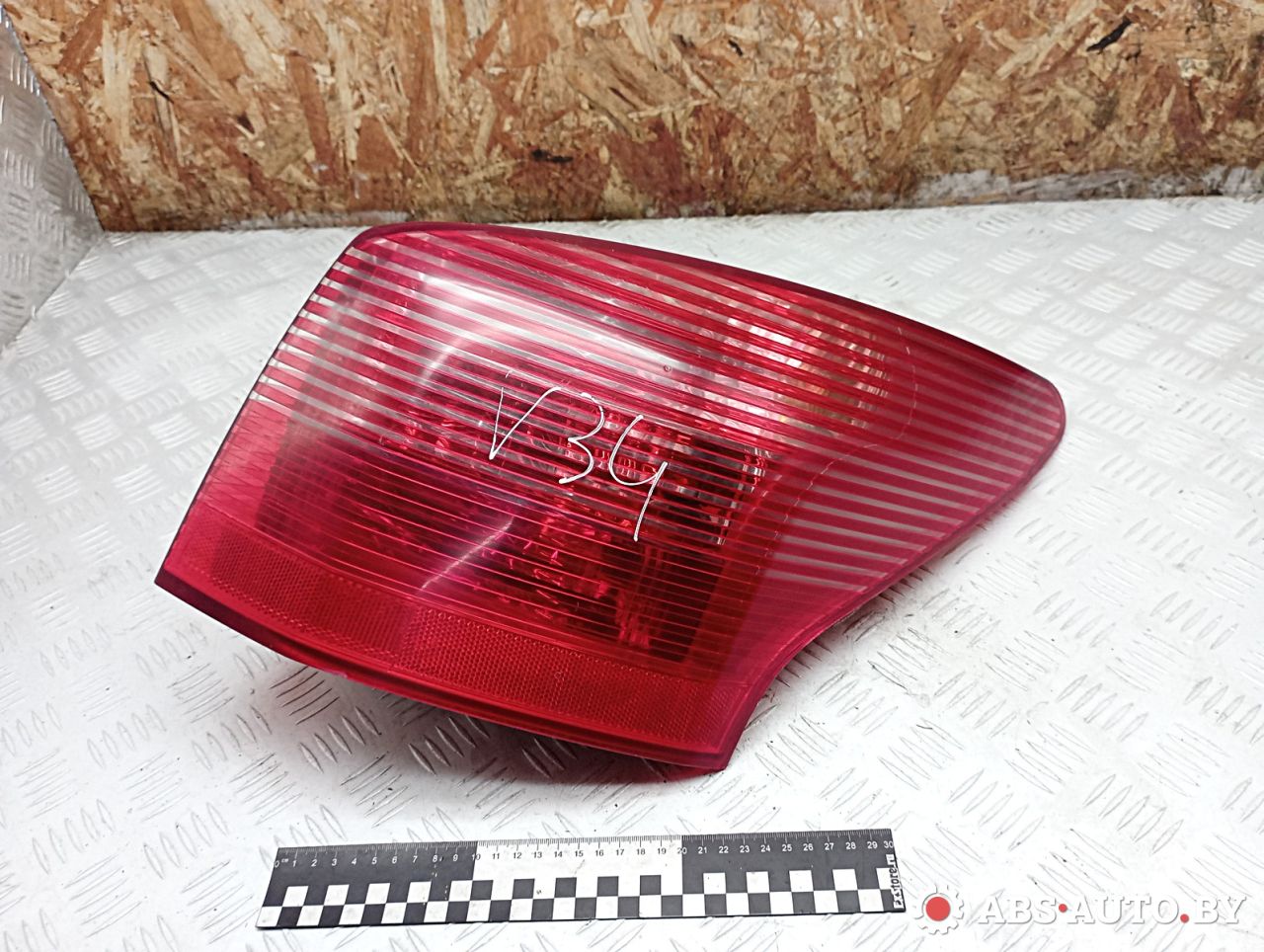 фонарь задний правый Peugeot 407 1 поколение 2007, 1.6 л., 9HZ (DV6TED4), дизель, МКПП, универсал, передний привод - фото №1